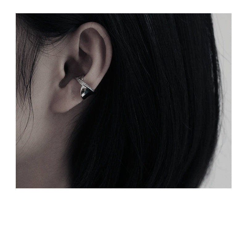 Wholesale Shiny Zircon Inlay Twisted Shape Earbone Clip Earrings