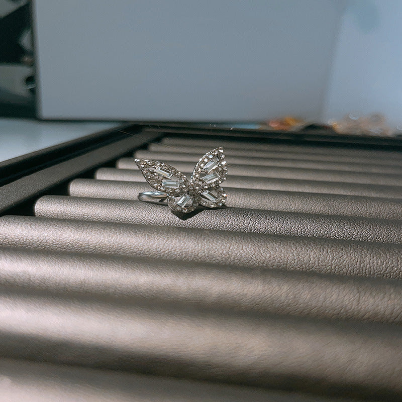 Wholesale Exaggerated hollow butterfly ring