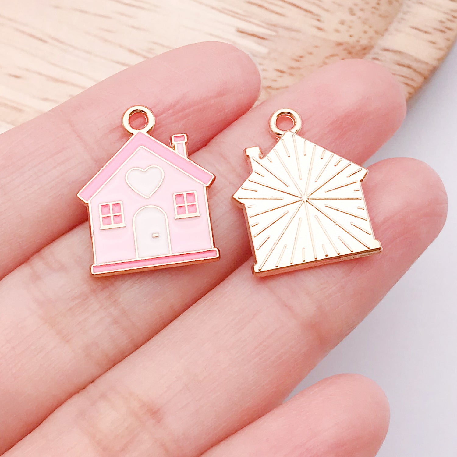 Wholesale Valentine' s Day Love Variety Cartoon Jewelry Accessories Pendant
