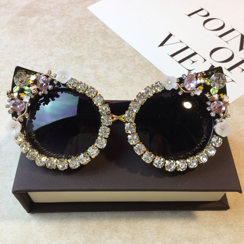 Wholesale Flower Metal Diamond Exaggerated Cat Eye Sunglasses