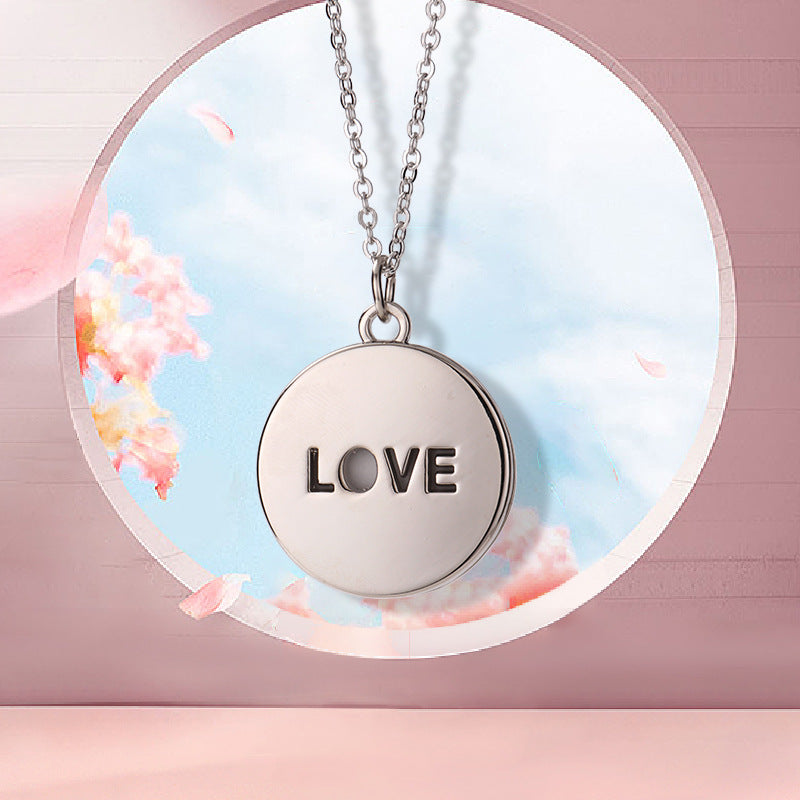 Wholesale  Hollow Heart Zinc Alloy Necklace Love  Valentine' s Day