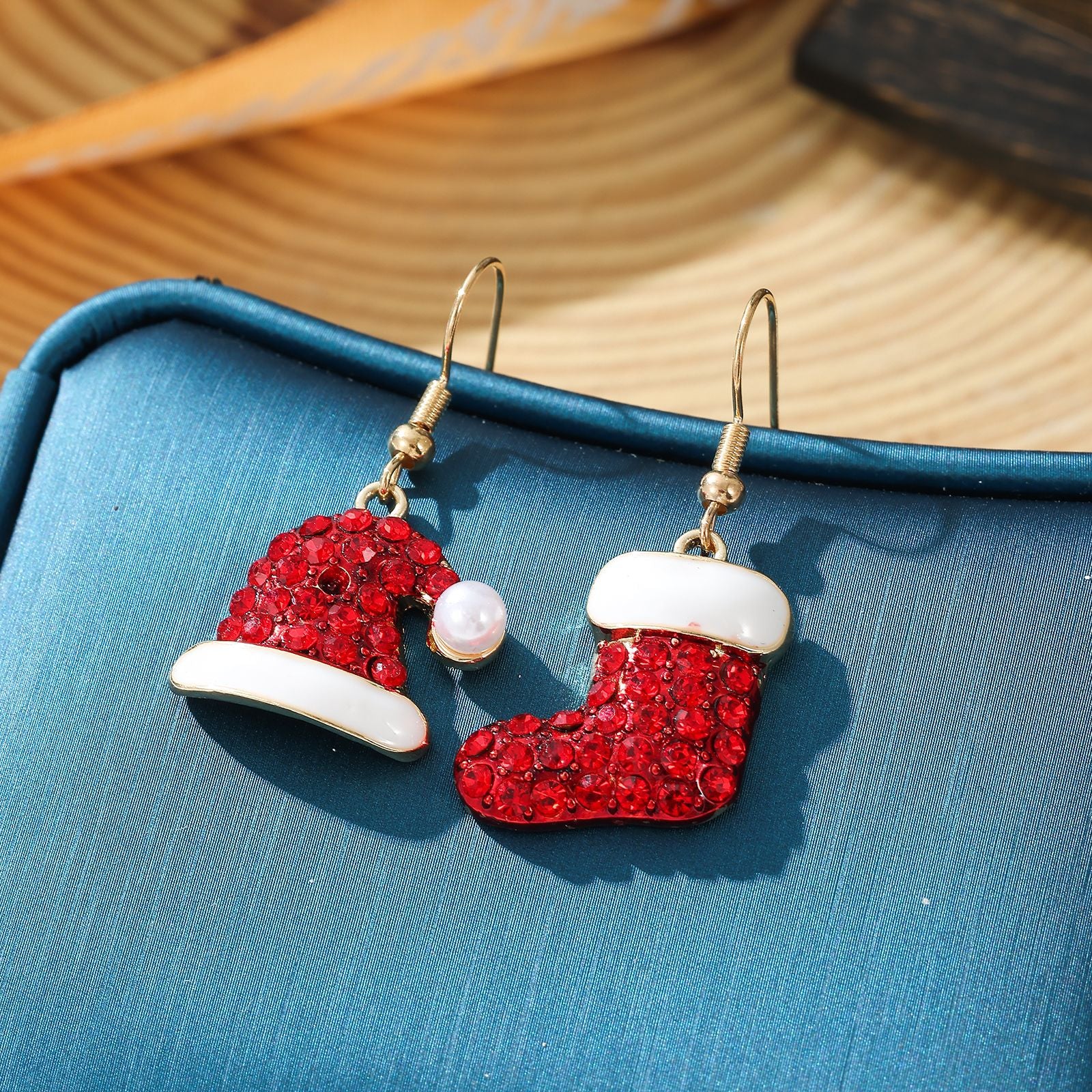 Wholesale Zinc Alloy Christmas Earrings Snowflake Tree Bell Elk Rhinestone Dangle Jewelry Party Fashion Accessory