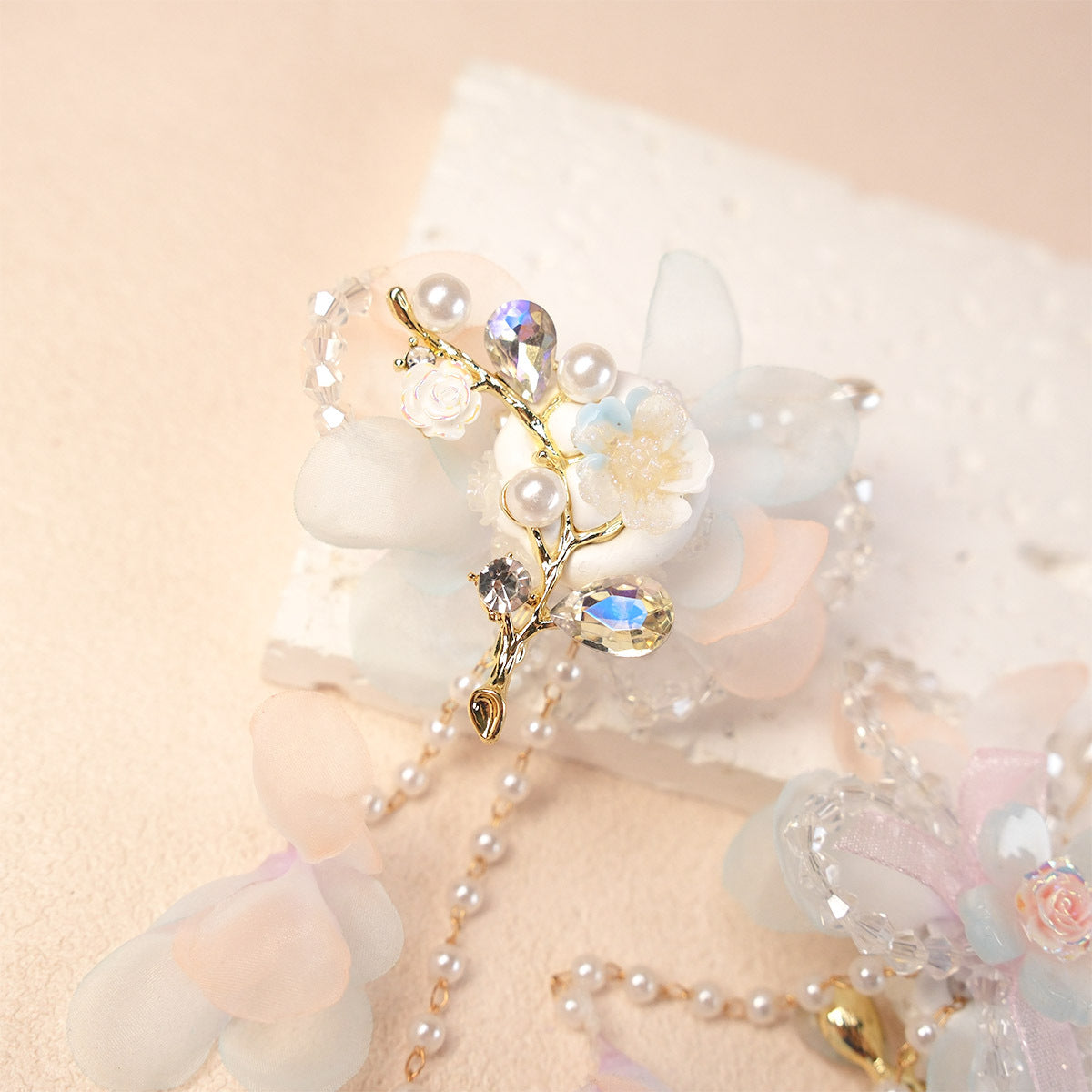 Wholesale Fairy Gas Bow Yarn Fringe Heavy Industry Nepal Wear Pen Handmade Mobile Phone Chain Bag Hanging Beads