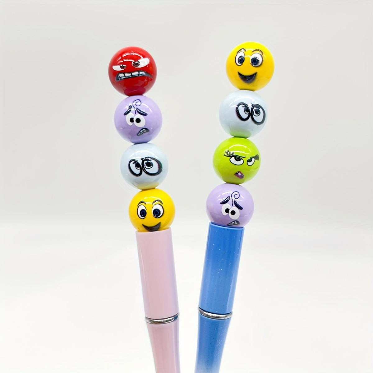 Wholesale 100PCS/PACK Cute Lacquer Funny Expression DIY Beads