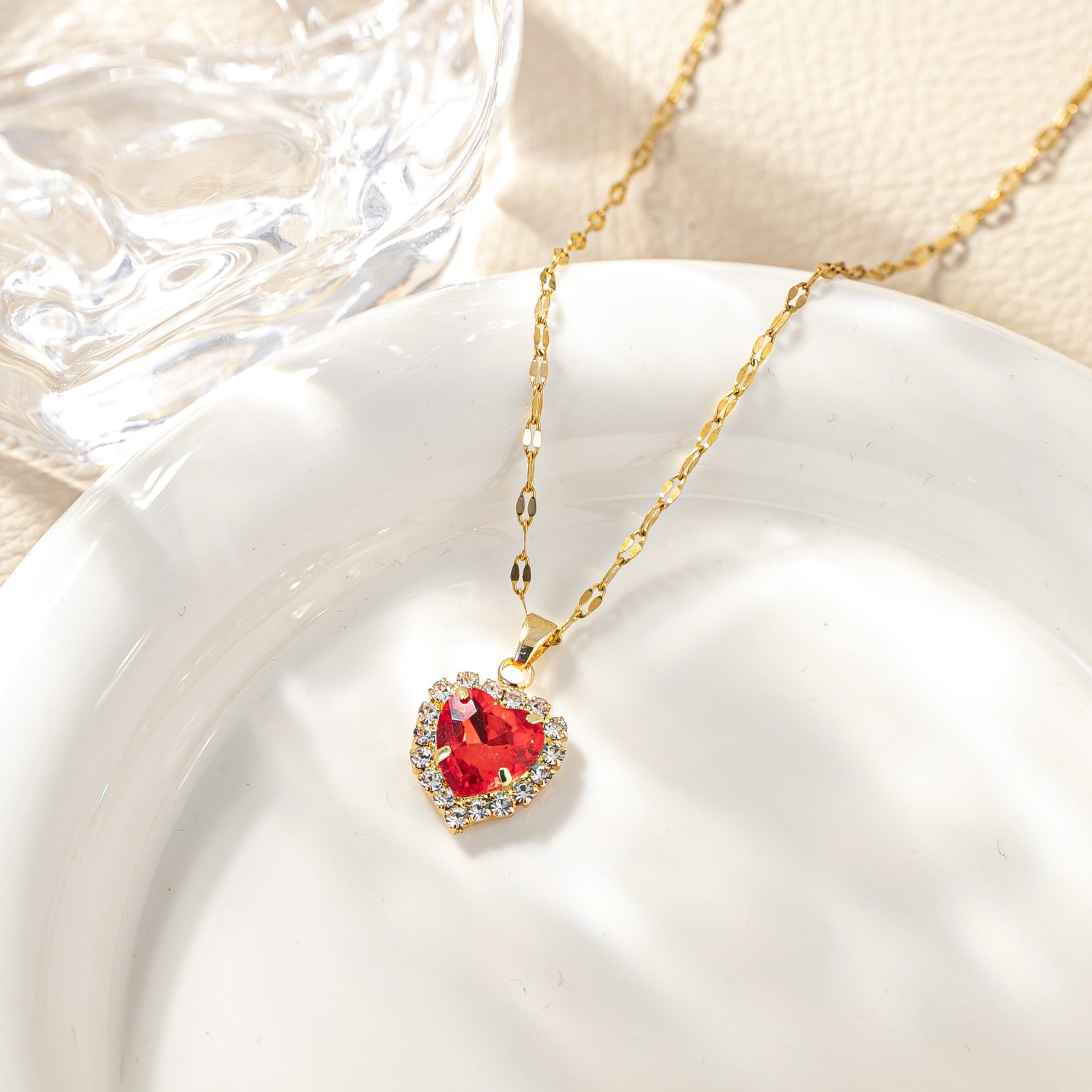 Wholesale Twelve Birthstone Necklace Micro-Inlaid Zirconia Heart-Shaped Clavicle Necklace