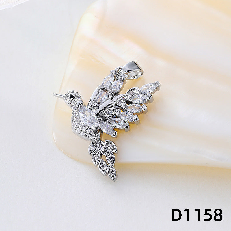 Wholesale High-grade Exquisite Bird Necklace Accessories Copper Plated Real Gold Color-preserving Pendant