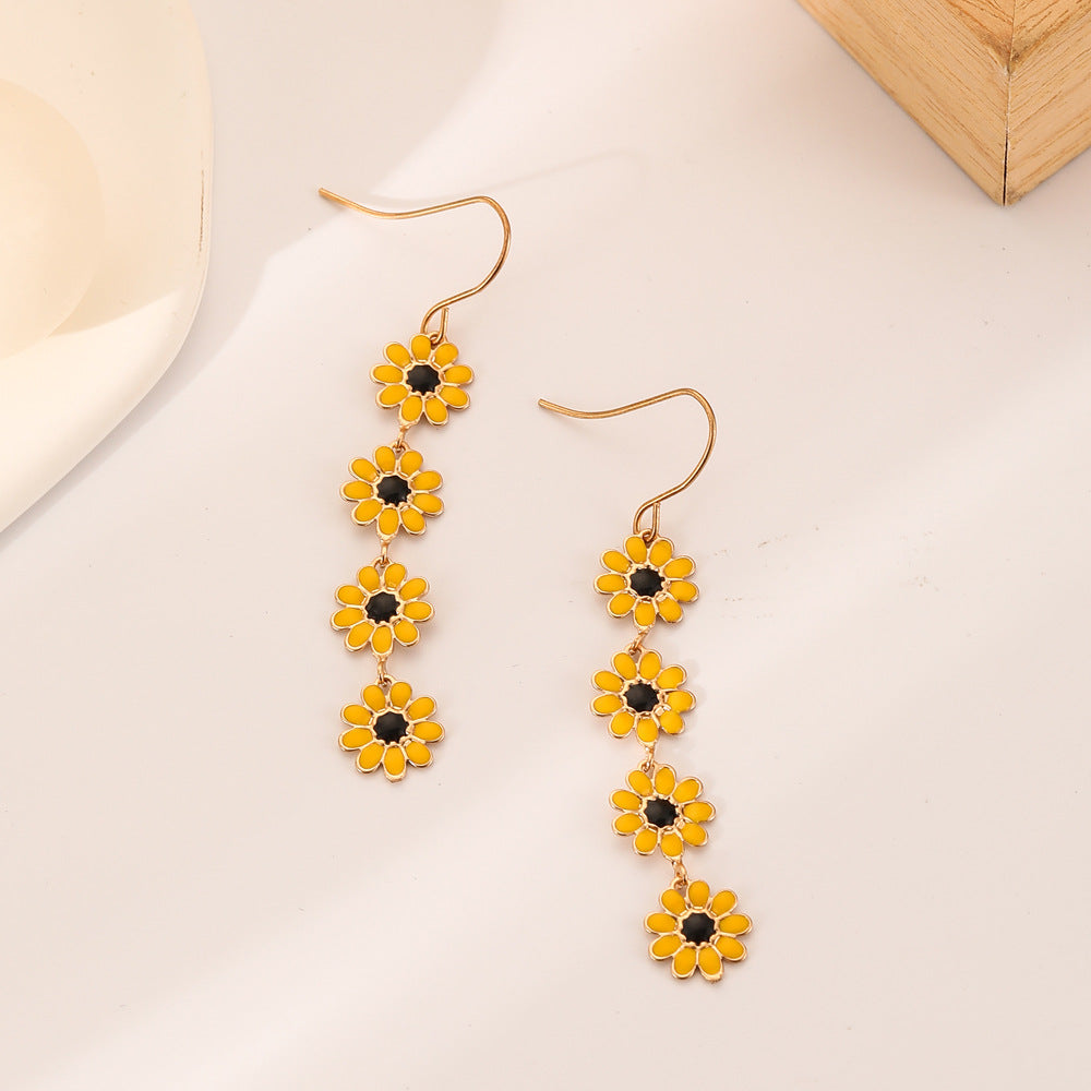 Wholesale Small Daisy Small Flower Color Alloy Earrings