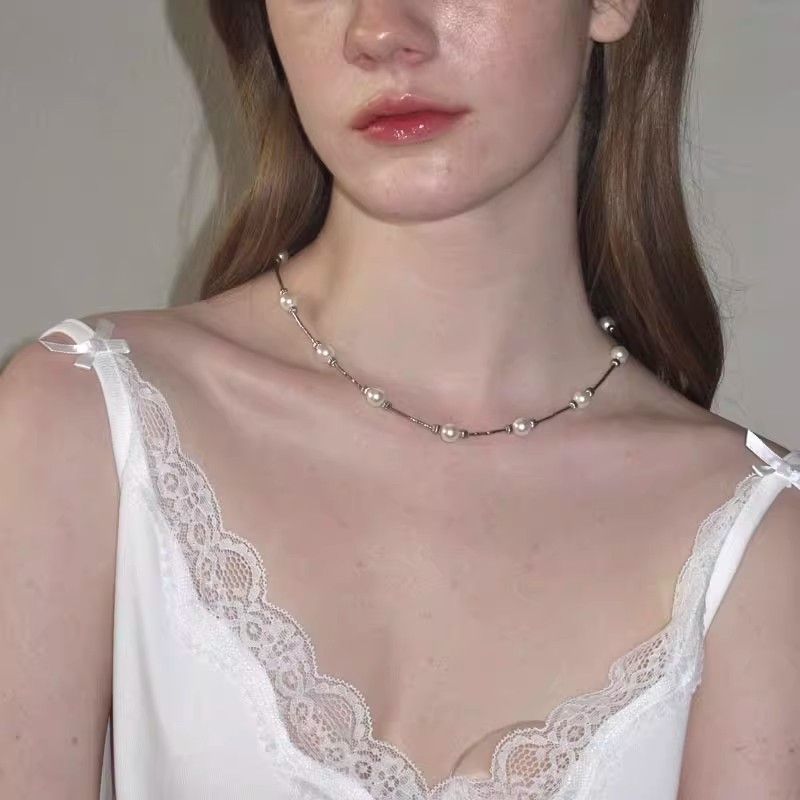 Wholesale Electroplated red green apple acrylic necklace