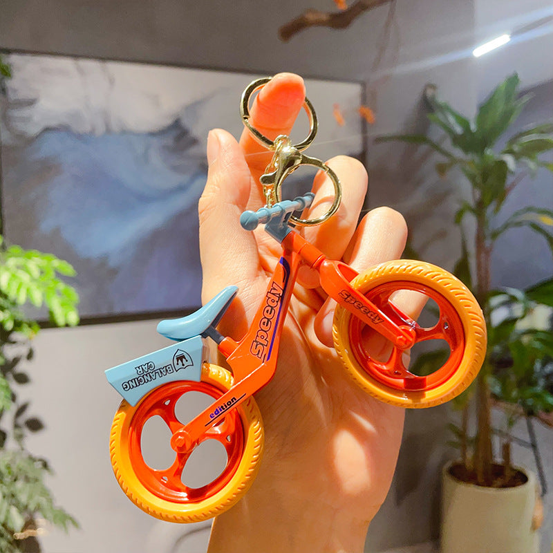 Wholesale Creative Assembled ABS Bicycle Model Keychain