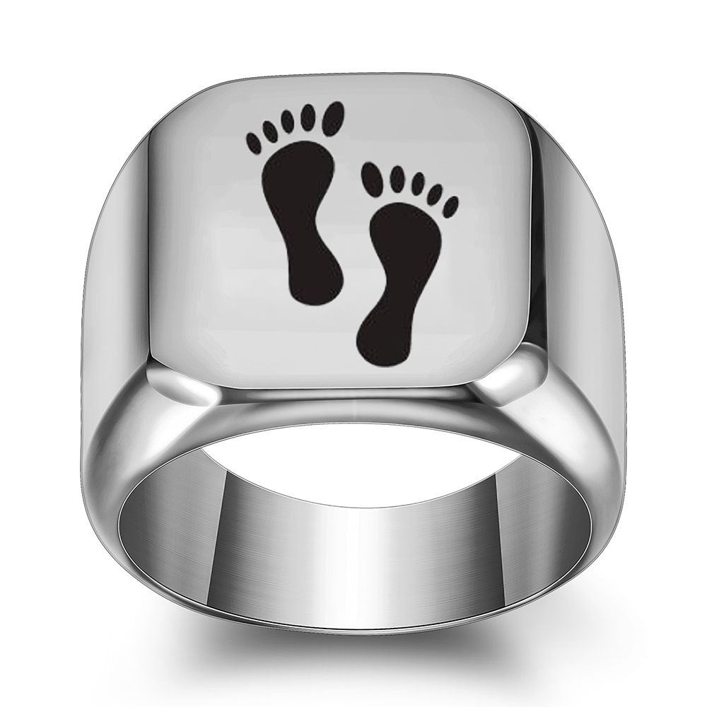 Wholesale Fashionable and simple Mother's Day gift mother and child footprints titanium steel ring
