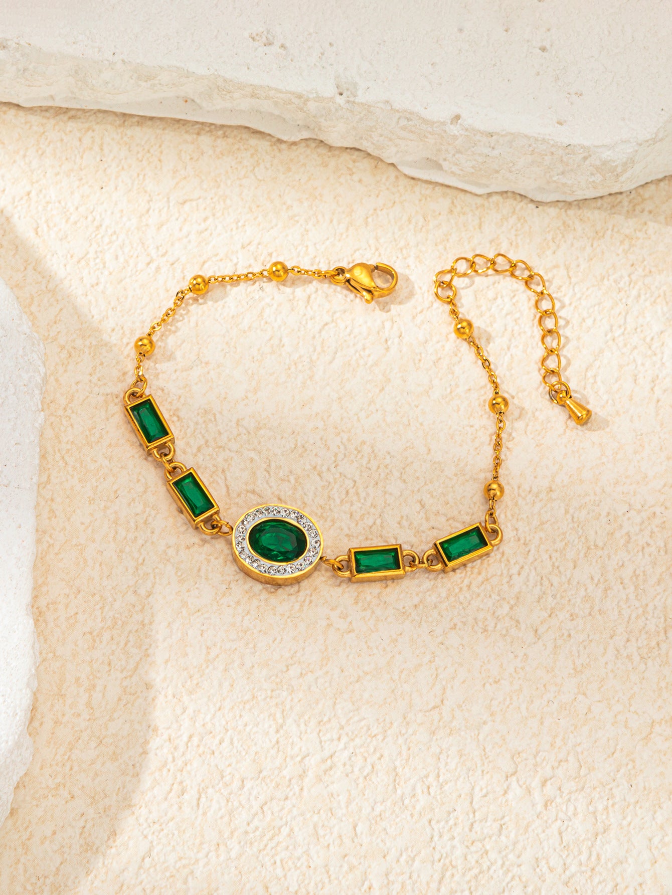 Wholesale Bracelet Summer Gold Retro Titanium Steel Bracelet High-grade Emerald Zircon
