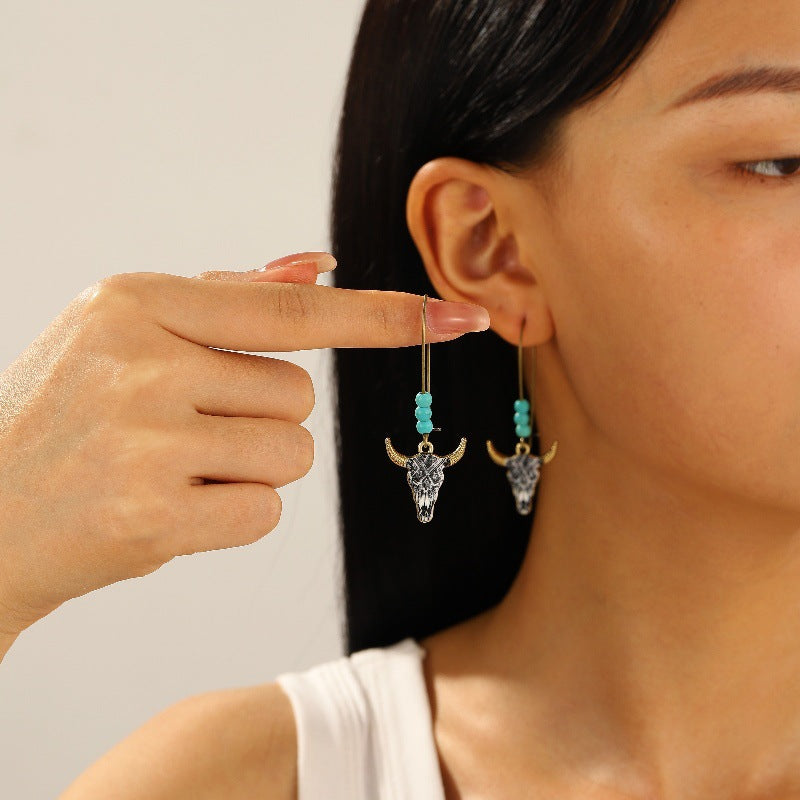 Wholesale Small ethnic style personalized bull head earrings