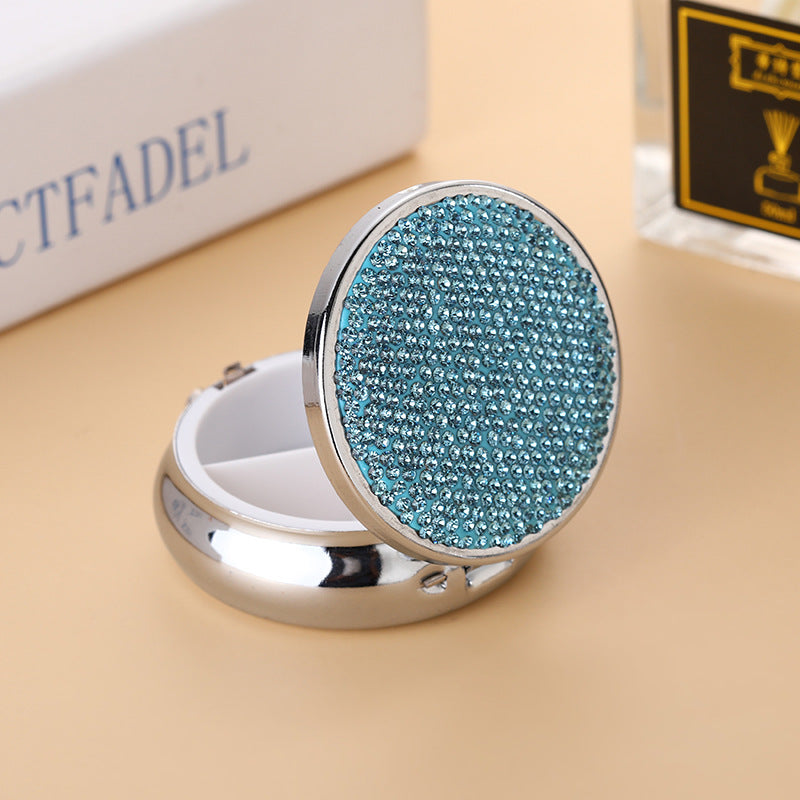 Wholesale Diamond-encrusted Round Three-compartment Metal Pill Box