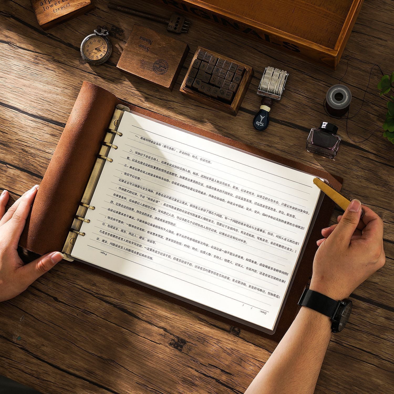 Wholesale First Layer Cowhide A4 Horizontal Handmade Retro Notebook