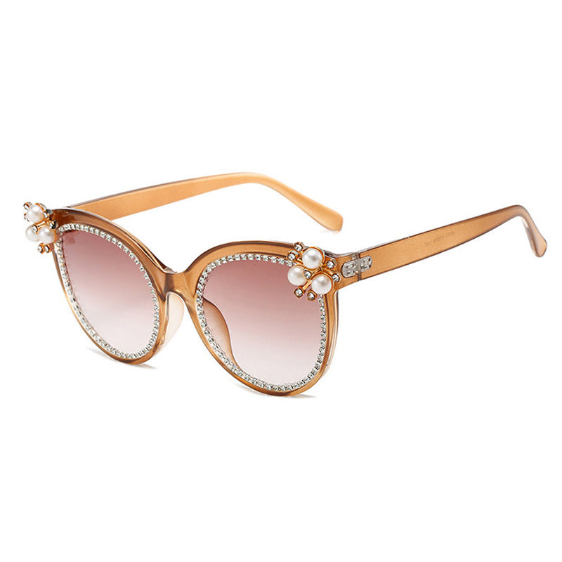 Wholesale Diamond-encrusted Retro Cat Eye Oval Frame PC Sunglasses