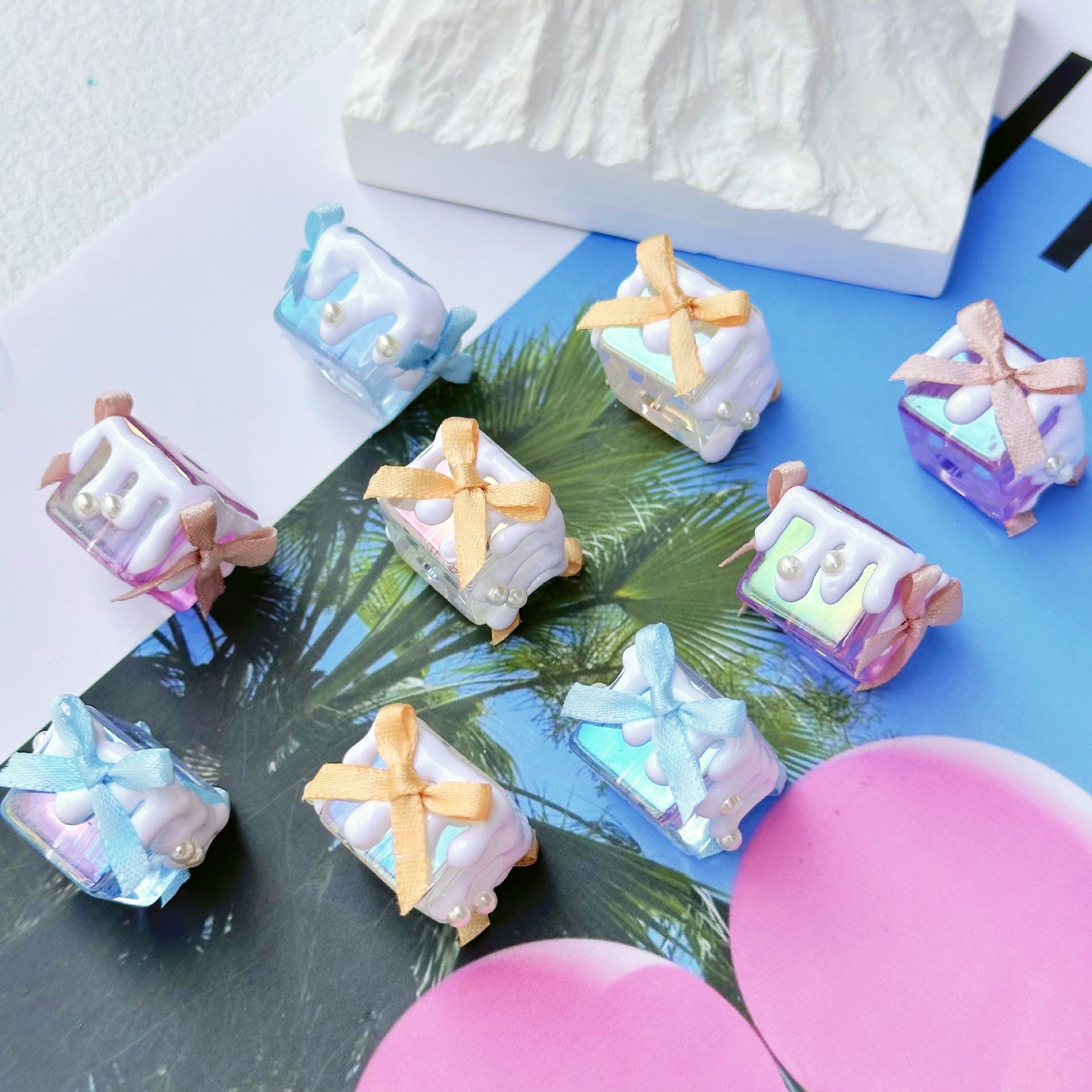 Wholesale 5pcs 3mm Pearl Cream Bow Square Beads