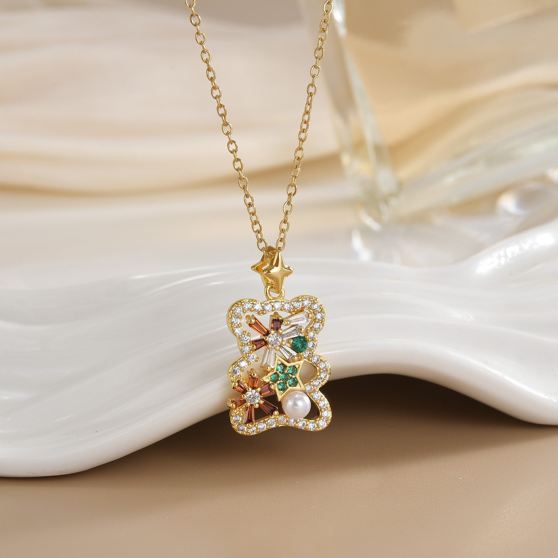 Wholesale plated real gold micro inlaid zircon bear biscuit necklace