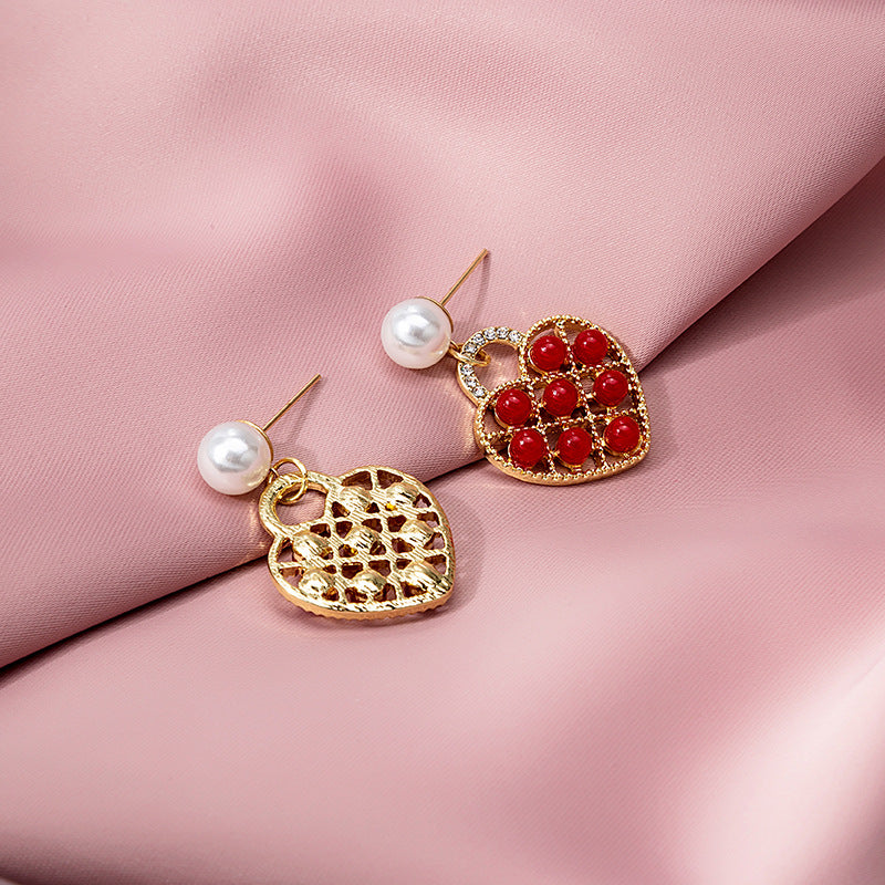 Wholesale Vintage Love Pearl Earrings