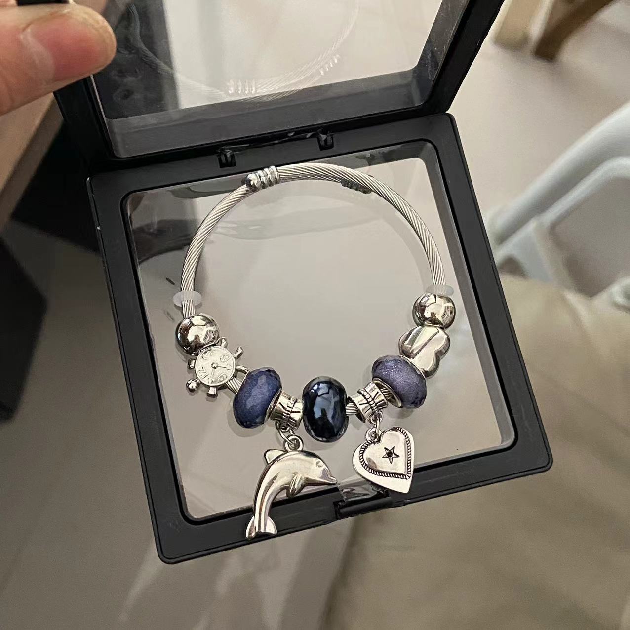 Wholesale stainless steel dolphin love bracelet love pendant jade-like stone powder beaded personality open bracelet