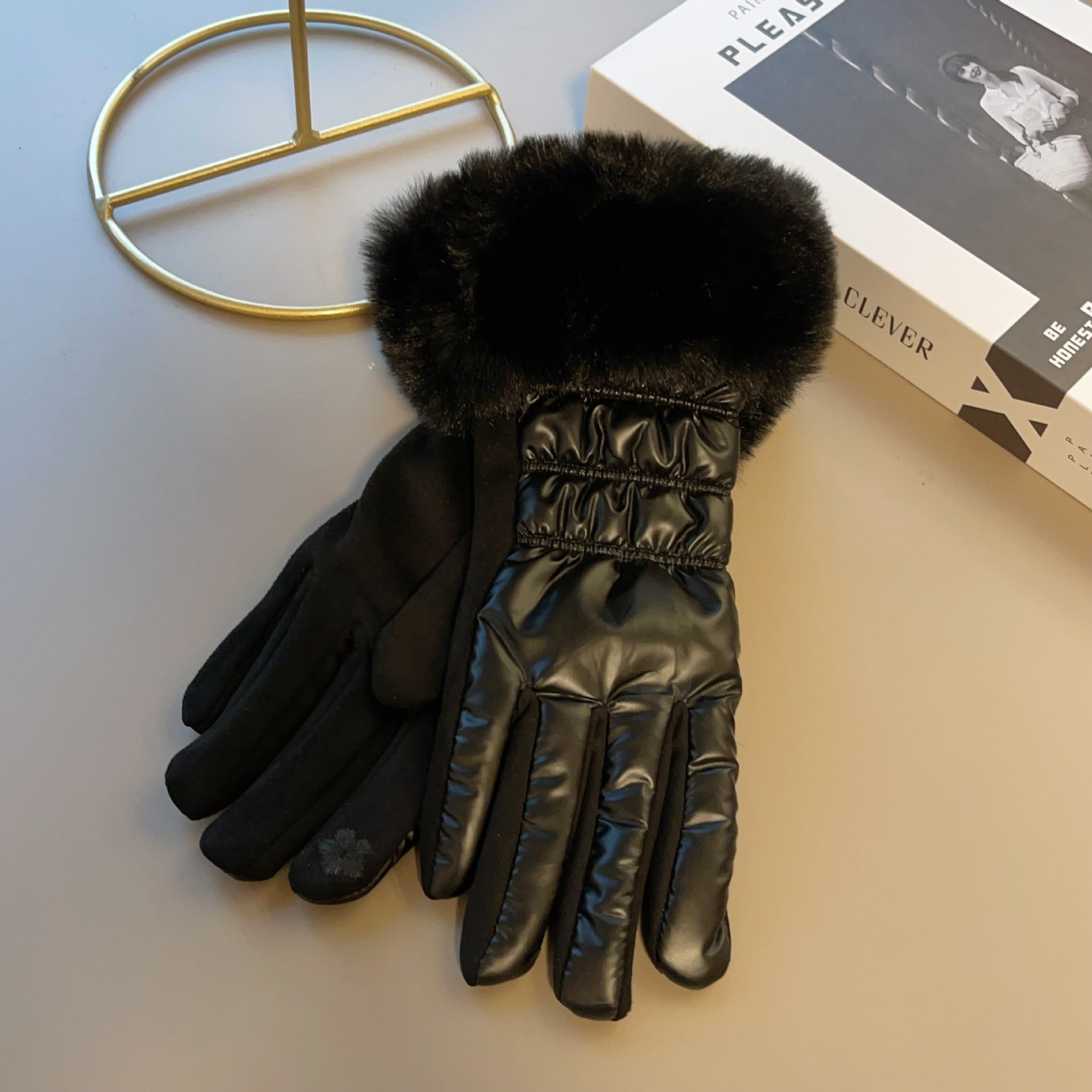 Wholesale Winter Fur Mouth Plush Thick Insulation Touch Screen Cotton Gloves