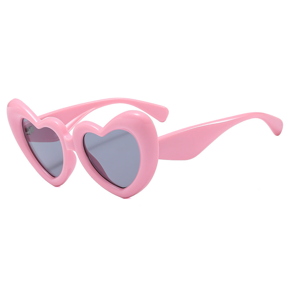 Wholesale New Personalized Heart-shaped Ladies PC Sunglasses