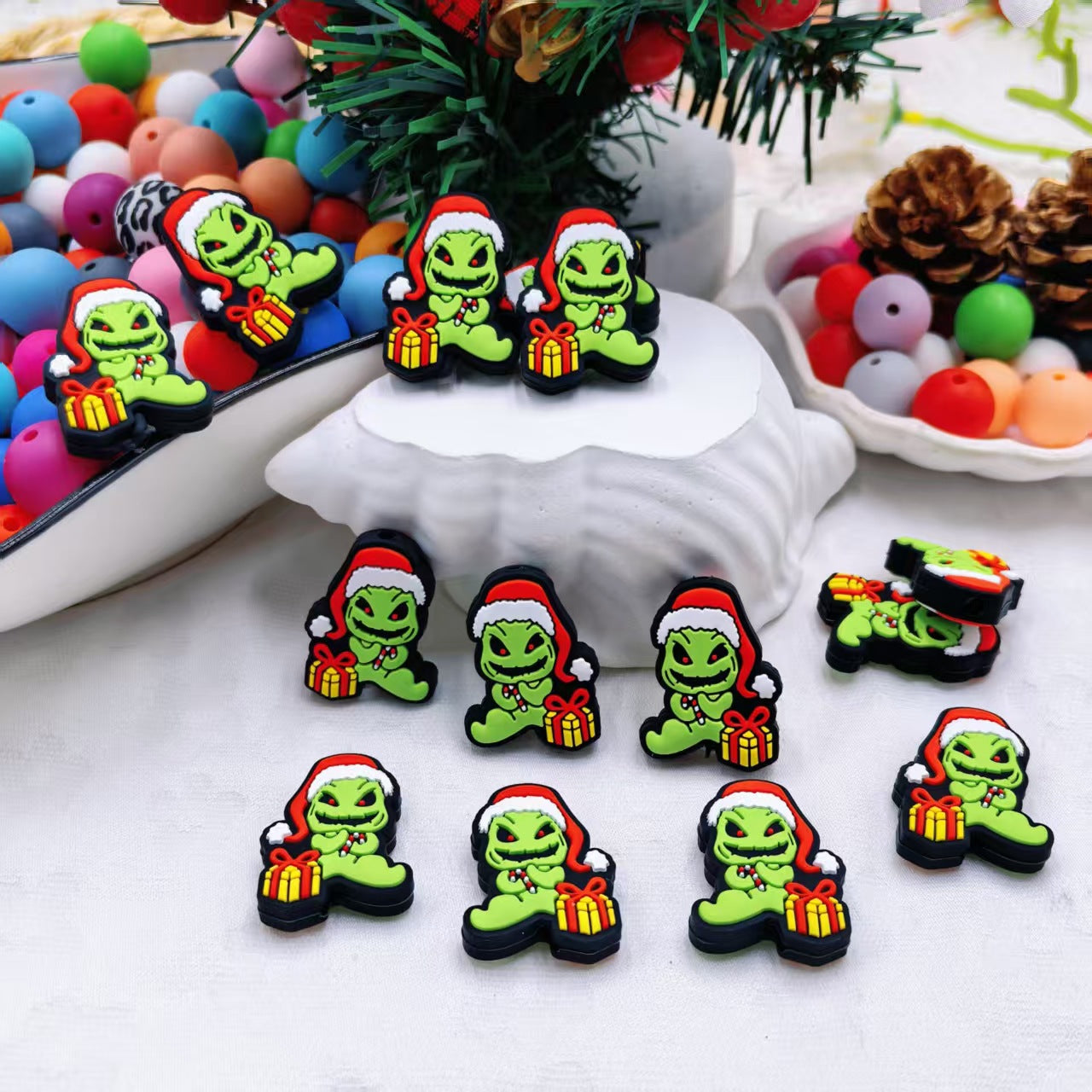 Wholesale  10pcs/pack 2D Christmas  Cartoon Focus Beads  DIY Silicone Beads