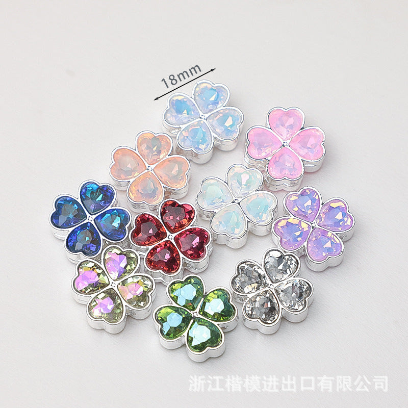 Wholesale 5PCS DIY Heart-shaped Four-leaf Clover Beaded Hollow Beads with Large Diamonds