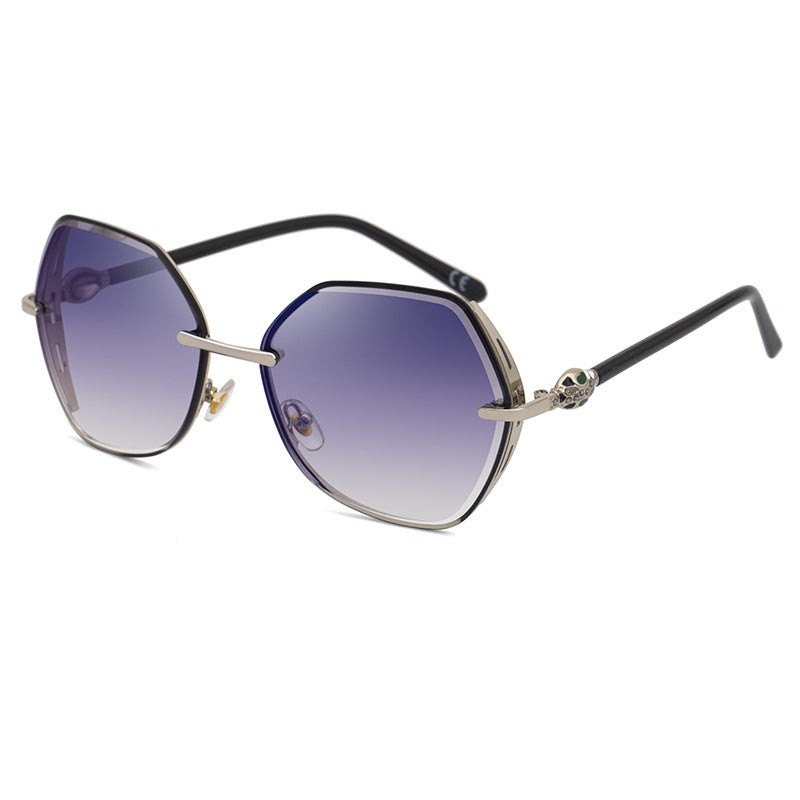 Wholesale Irregular Diamond Cut Edge PC Sunglasses
