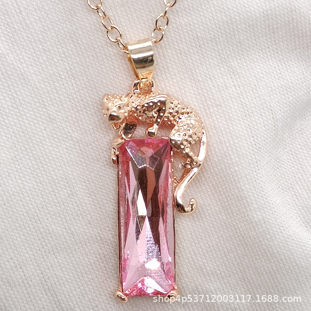 Wholesale Crystal Panther Pendant Alloy Necklaces