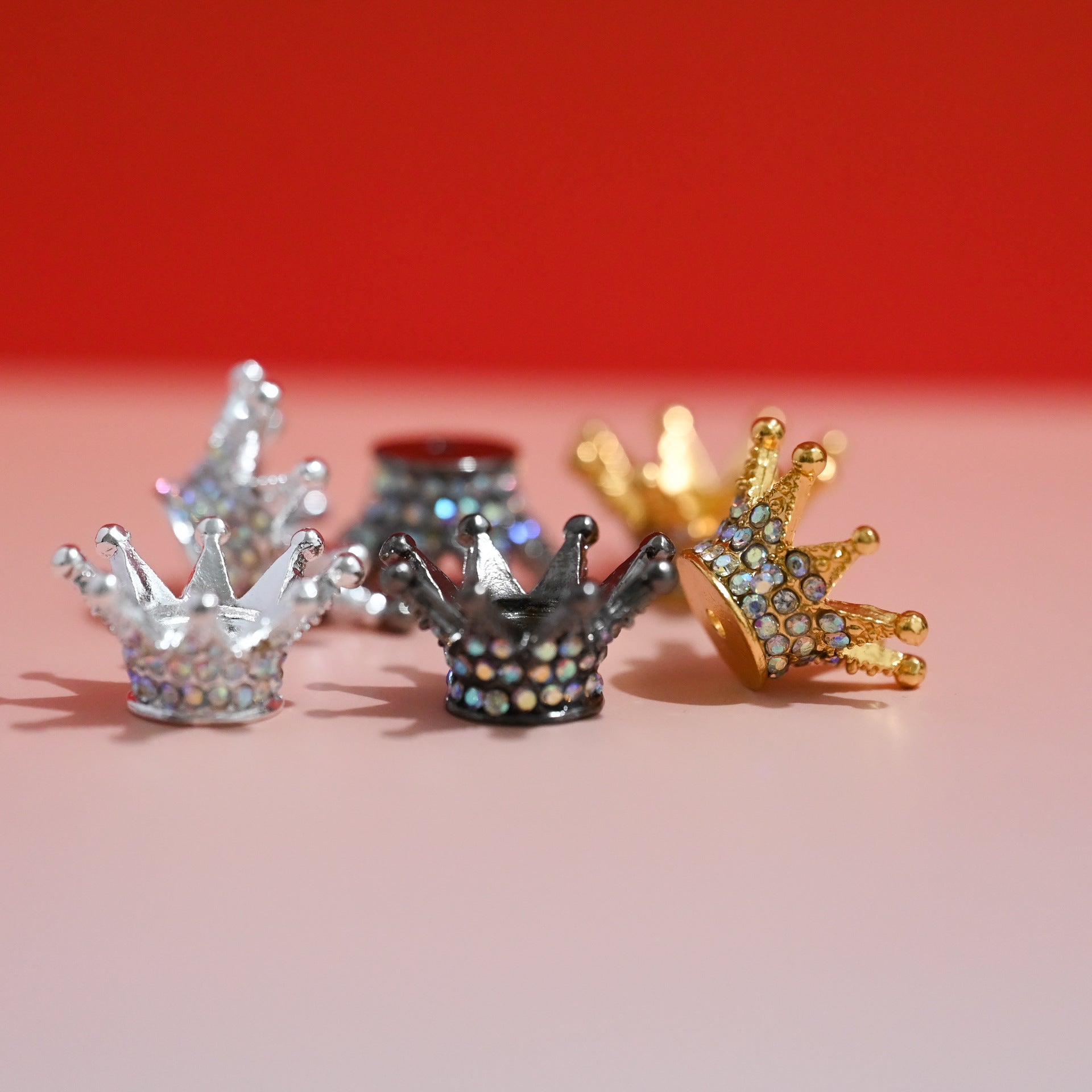 Wholesale 50pcs/pack Crown Inlaid Drill Diameter 2.5mm Alloy Beads Beading Accessories