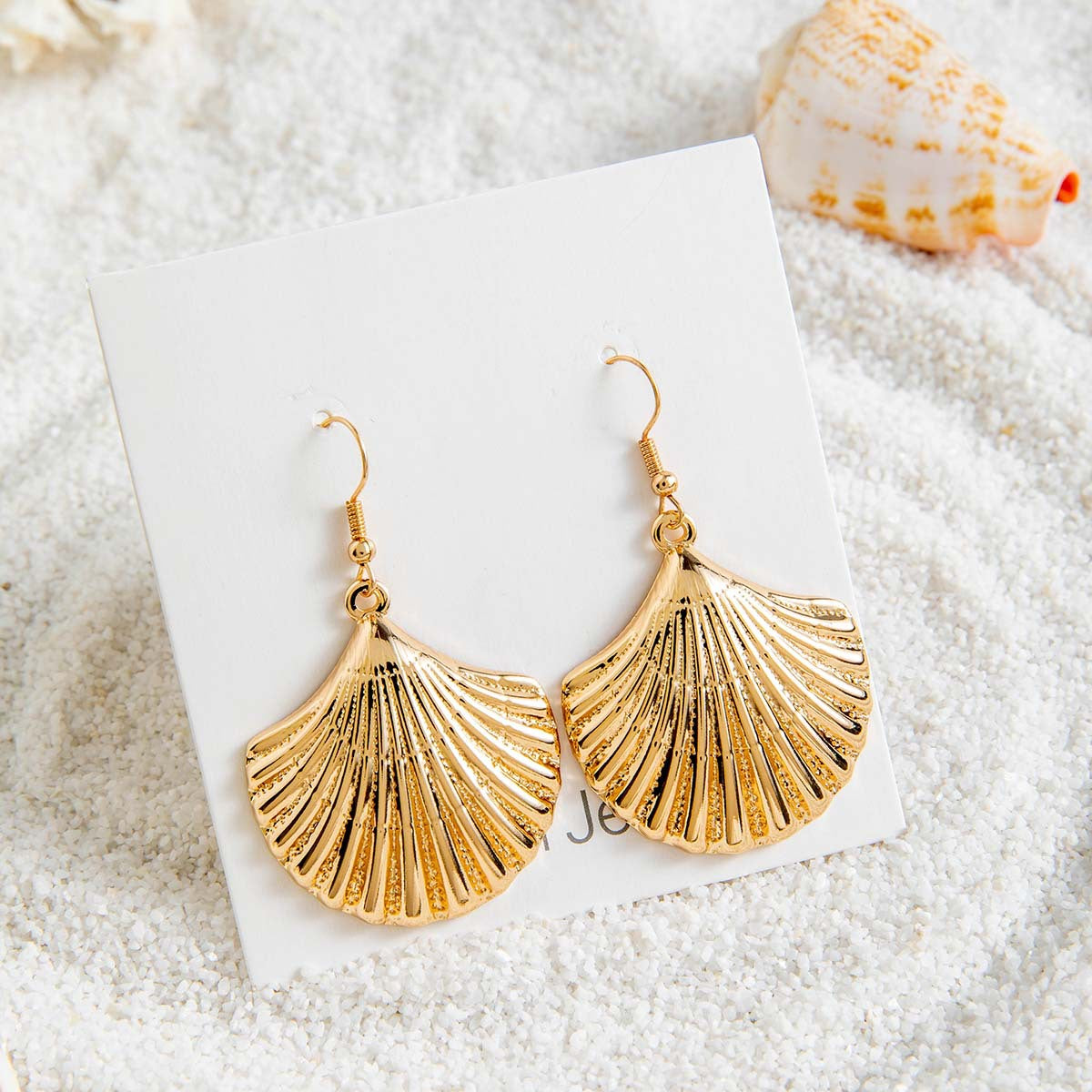 Wholesale 5PCS/Pack Bohemian Metal Scallop Earrings Pearl Shell Earrings Earrings for Women