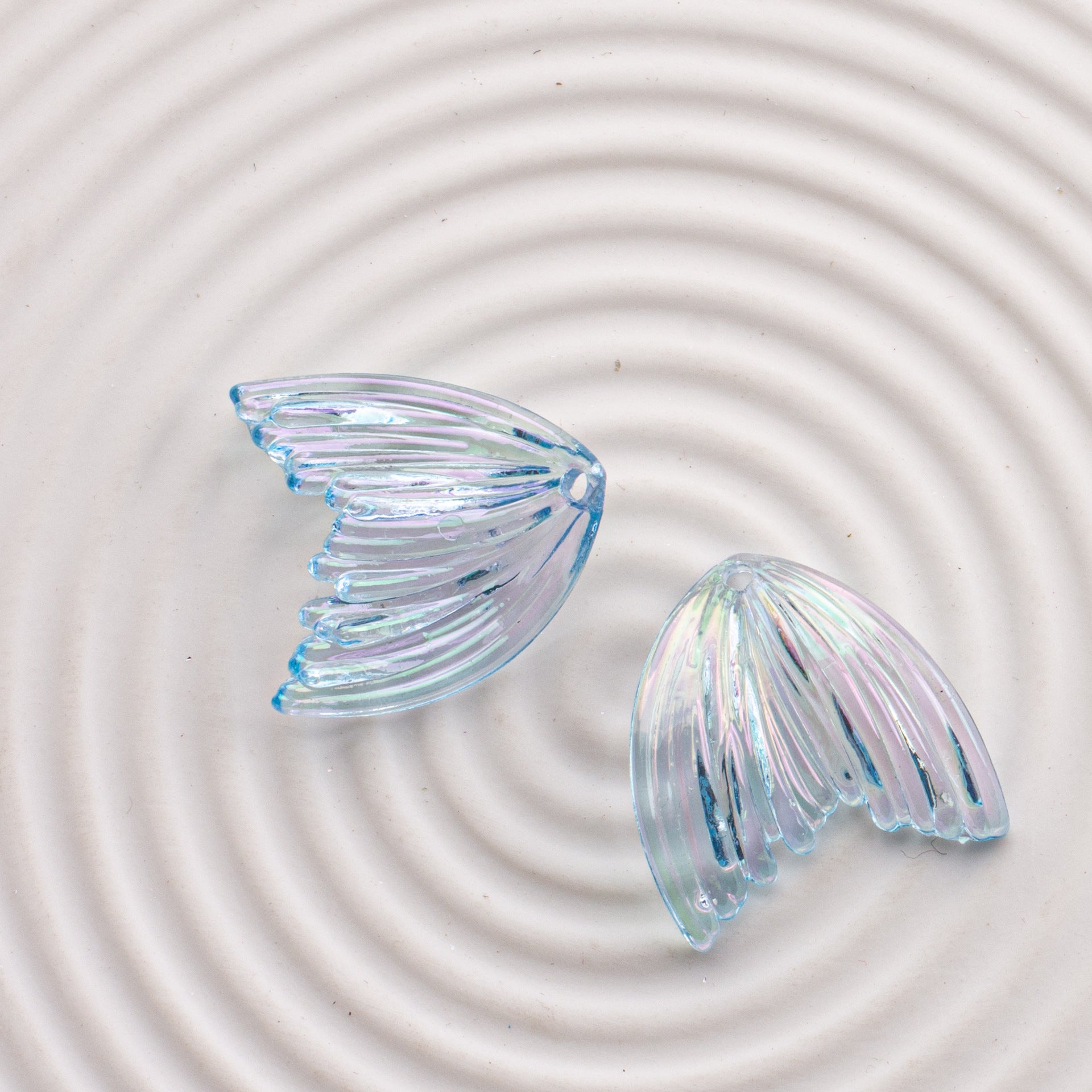 Wholesale UV Coated Mermaid Fish Tail Acrylic Loose Beads