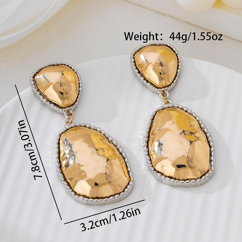 Wholesale Electroplated Alloy Minimalist Oval Floral Lace Earrings Women S Everyday Fashion Accessory Boutique Resale
