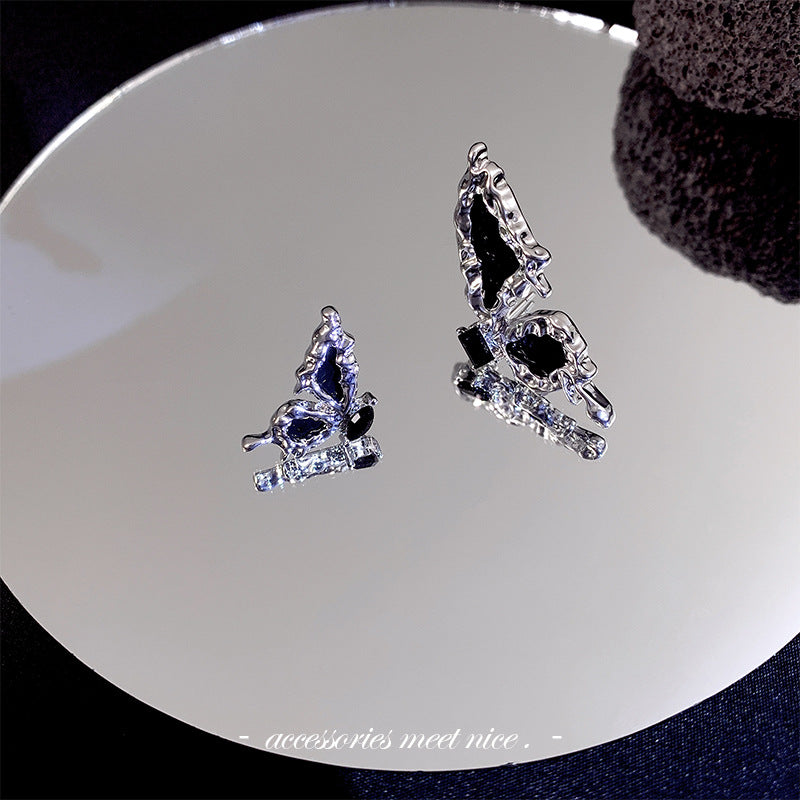 Wholesale Alloy Black Temperament Tassel Earrings