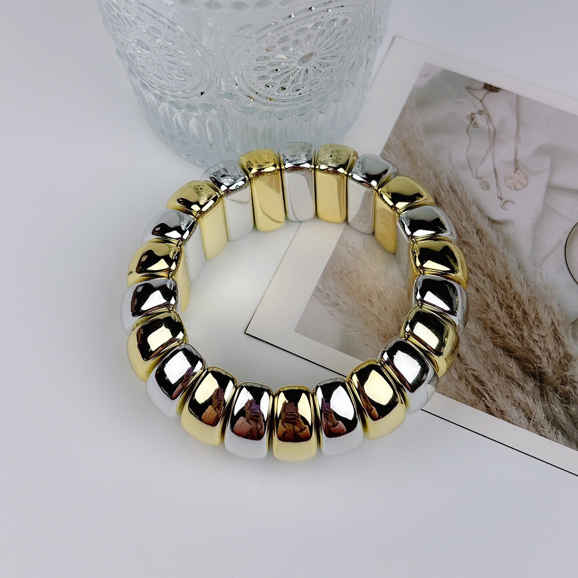 Wholesale simple spiral pattern snake oval beaded stitching bracelet