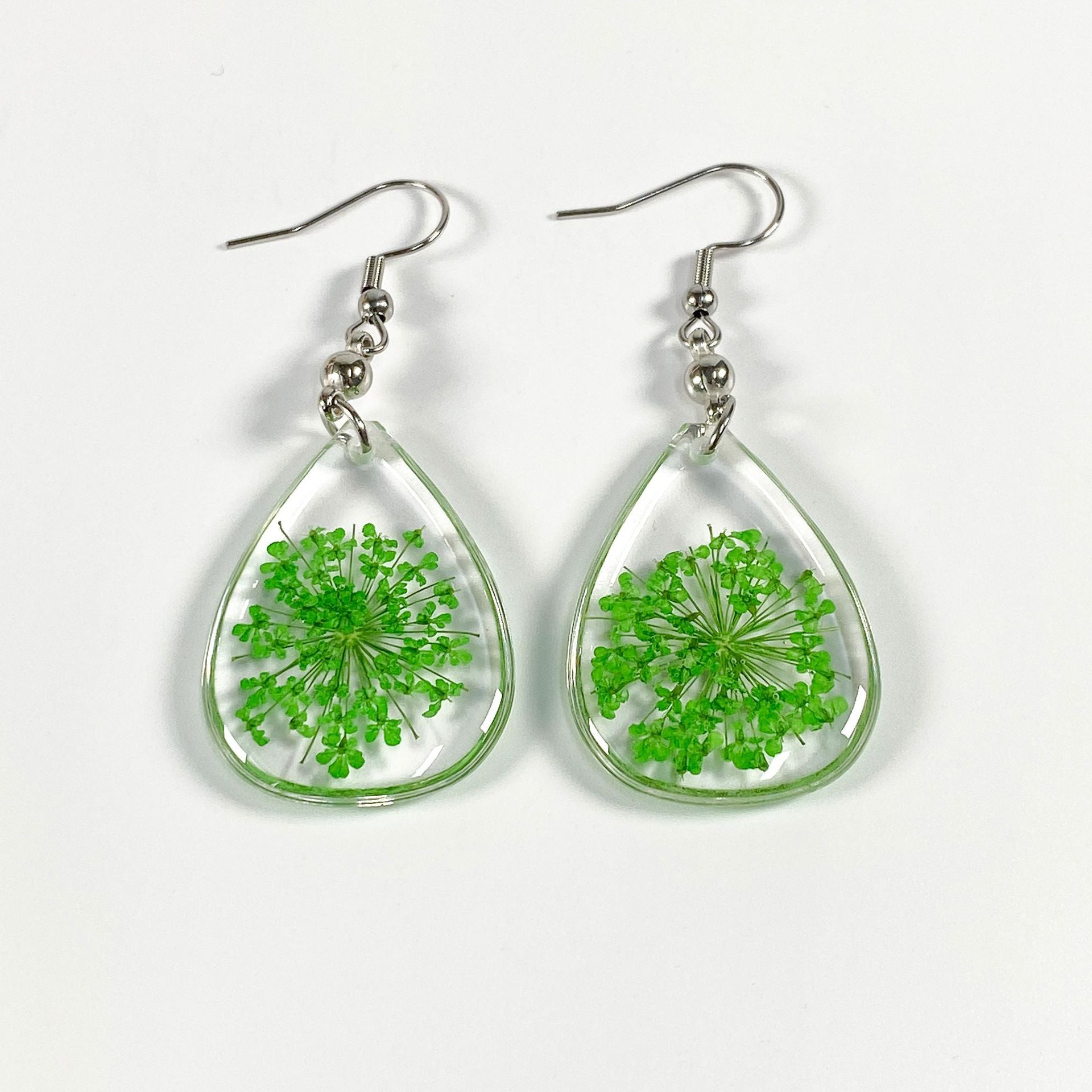 Wholesale 6pcs Colorful Lace Dried Flower Drip Resin Earrings