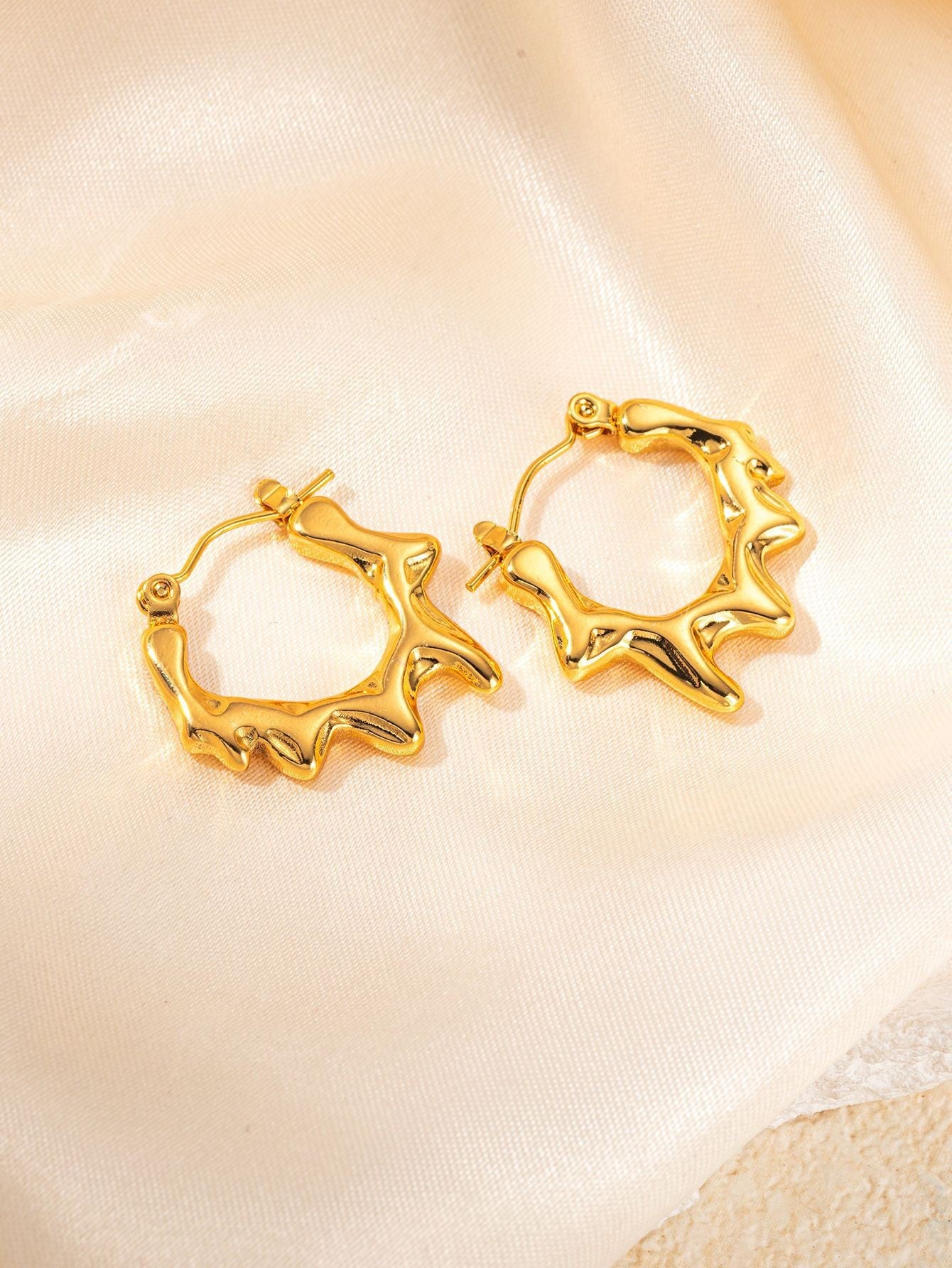 Wholesale Steel Geometric Glossy Retro Versatile Stainless Steel Earrings