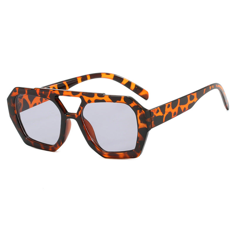 Wholesale of Irregular PC Sunglasses with Double Beams