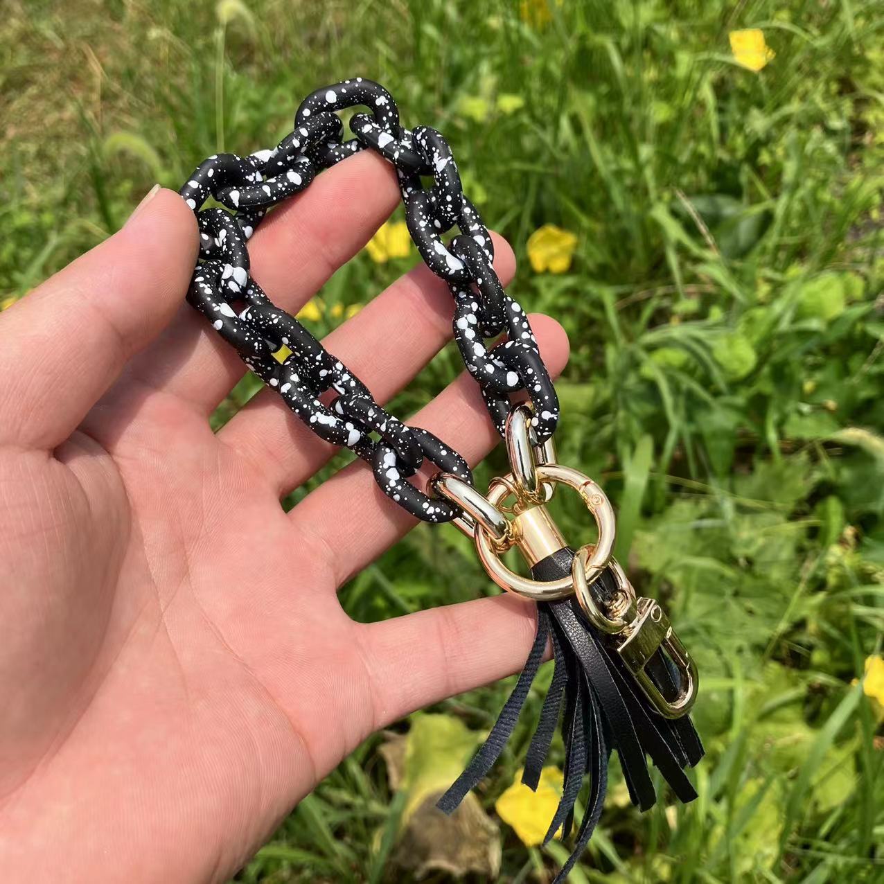 Wholesale Acrylic Colorful Bracelet Keychain