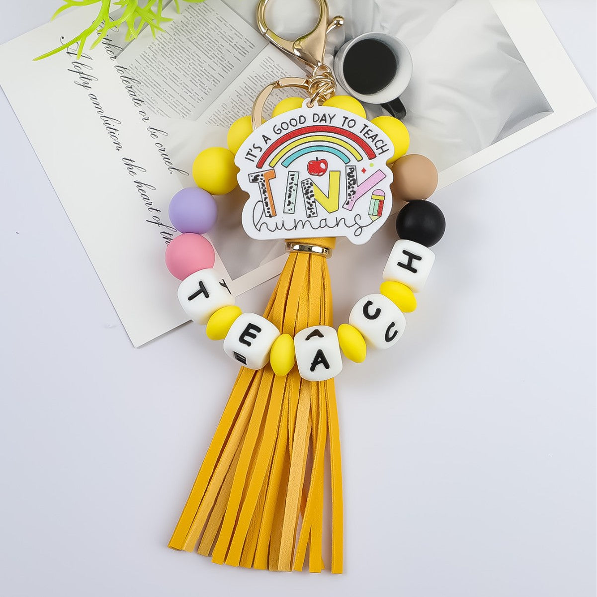 Wholesale Teacher' s Day jewelry silicone bead keychain
