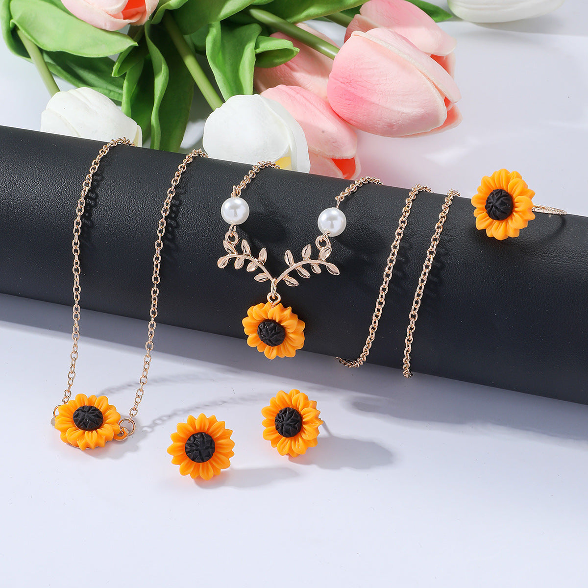 Wholesale Creative Sunflower Alloy Earring Necklace Set