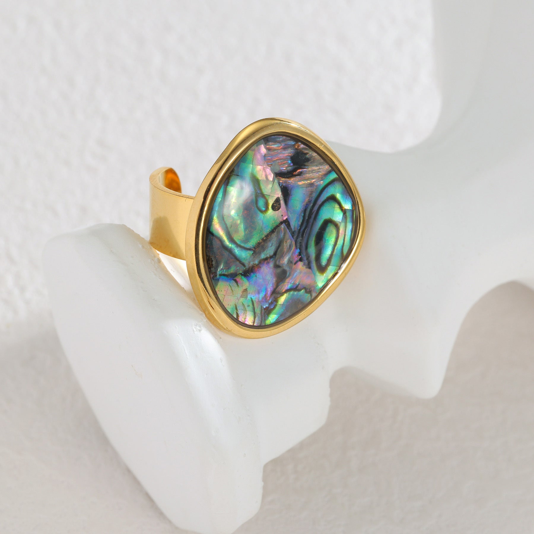 Wholesale French Retro Irregular Abalone Shell Ring Stainless Steel Geometric Jewelry Gift