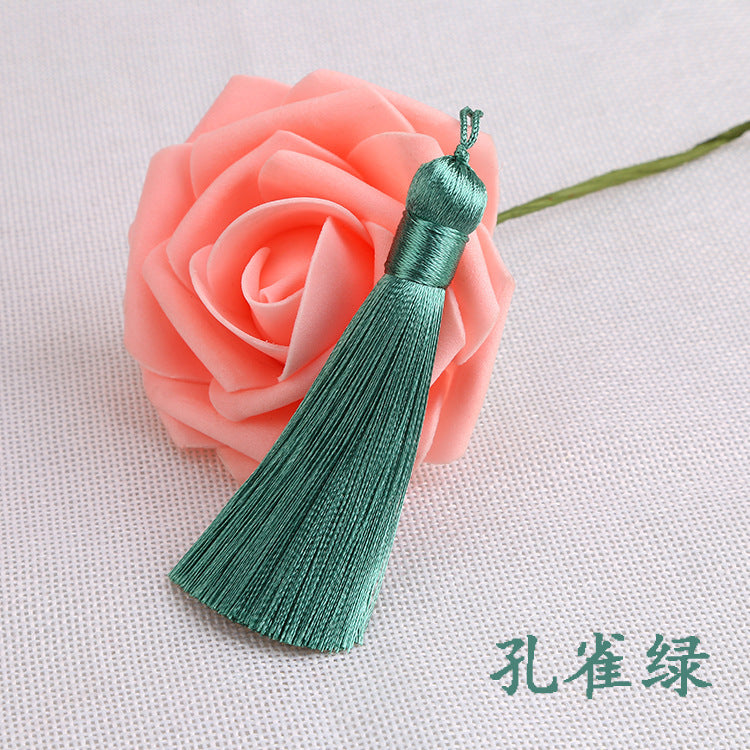 Wholesale 8CM Short Fat Vertical Ice Silk Small Tassel Hanging Ear Pendant