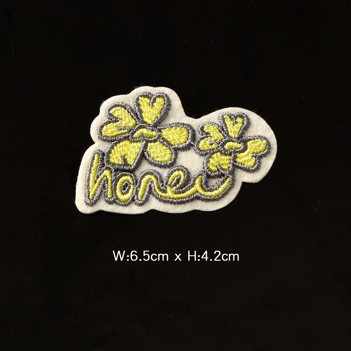 Wholesale Snowflake Moon Alphabet Cartoon Embroidered Patches JK British School Style Sew On Badge For Clothing Repair DIY Craft Supply