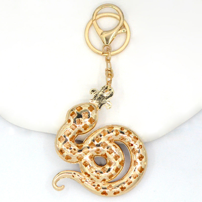 Wholesale Korean cross-border wholesale color snake keychain car pendant zinc alloy set rhinestone animal series backpack key chain