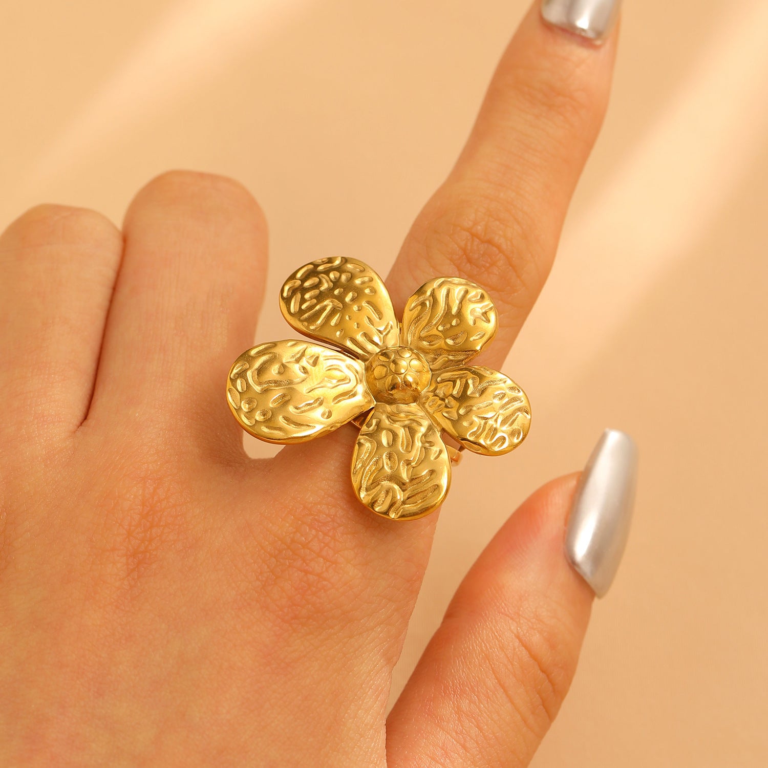 Wholesale Vintage glossy texture ring