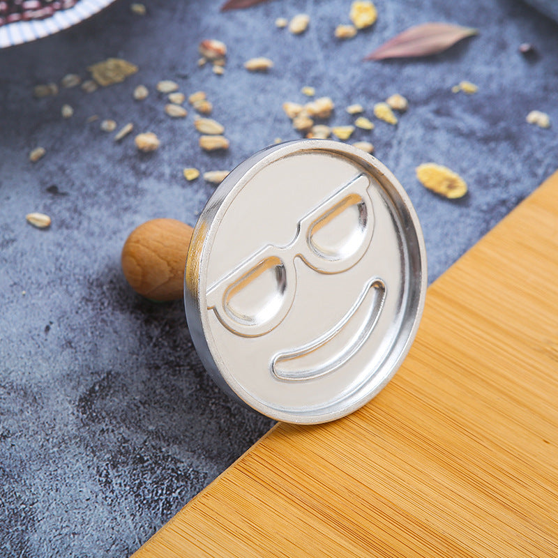 Wholesale Zinc Alloy Border Flower Biscuit Mold