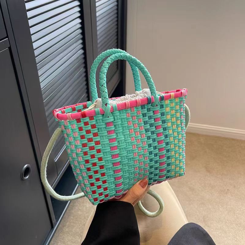 Wholesale Colorful rattan bucket bag crossbody woven bag