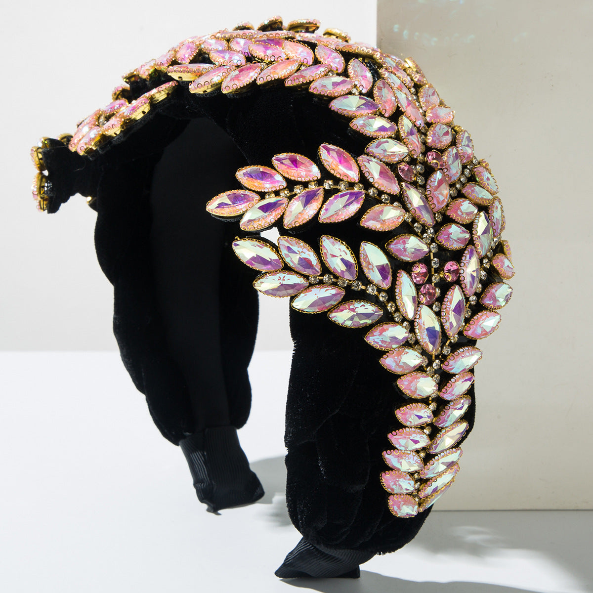 Wholesale Flannel woven full diamond fashionable Baroque big maple leaf shiny headband