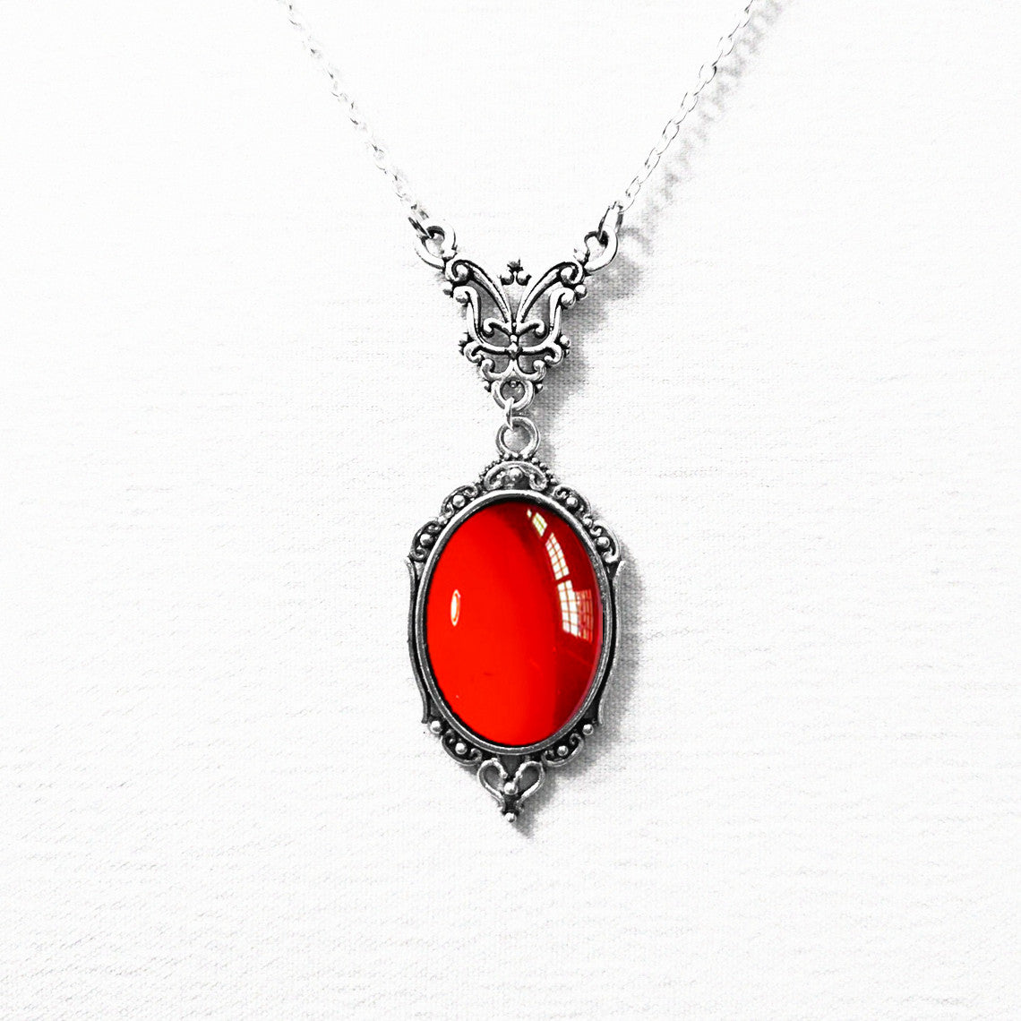 Wholesale  Retro Red Quartz Crystal Necklace Silver Plated Fashion Jewelry Pendant Necklace